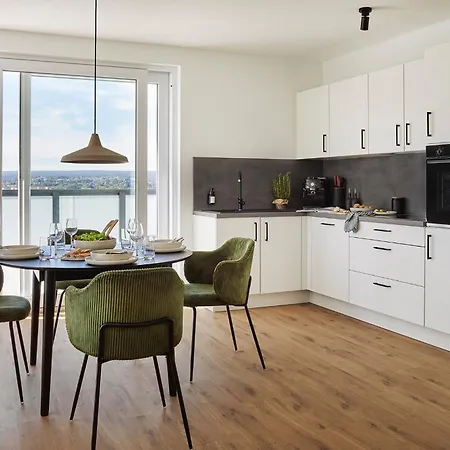 Matt ' Penthouse Mit Dachterrasse & Weitblick *